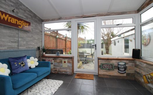 4 bedroom semi-detached house for sale